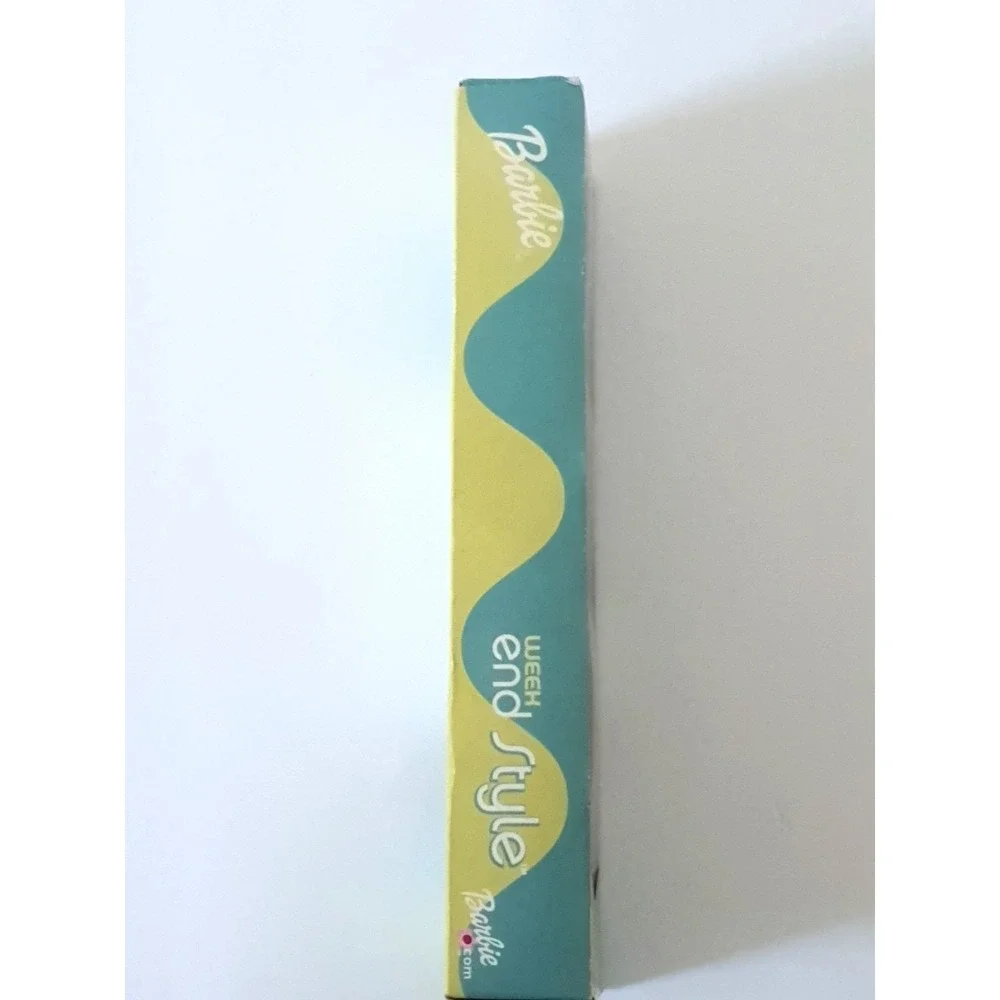 NIB 2002 Mattel Barbie Style Week End Doll‎ Green Dress C1981 or C2602